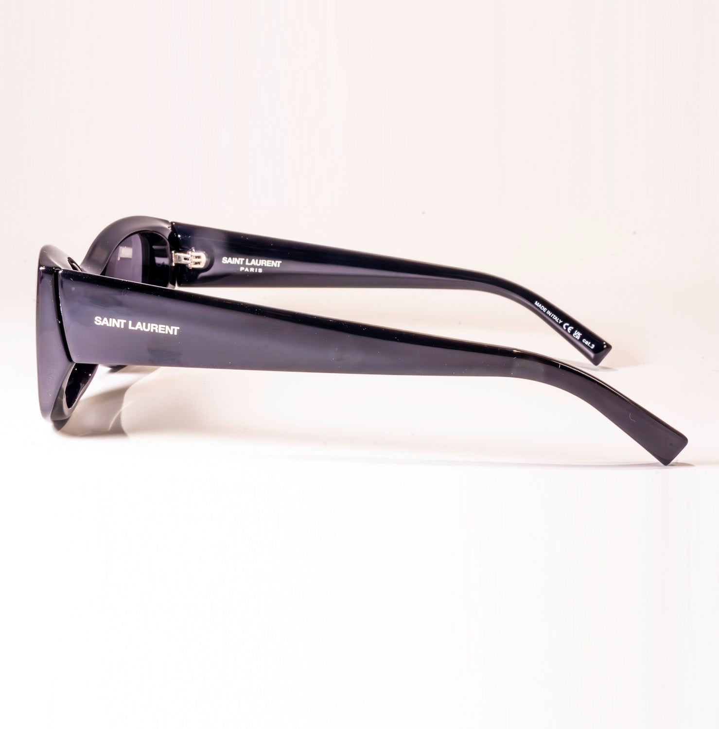 Saint Laurent SL 593 Sunglasses