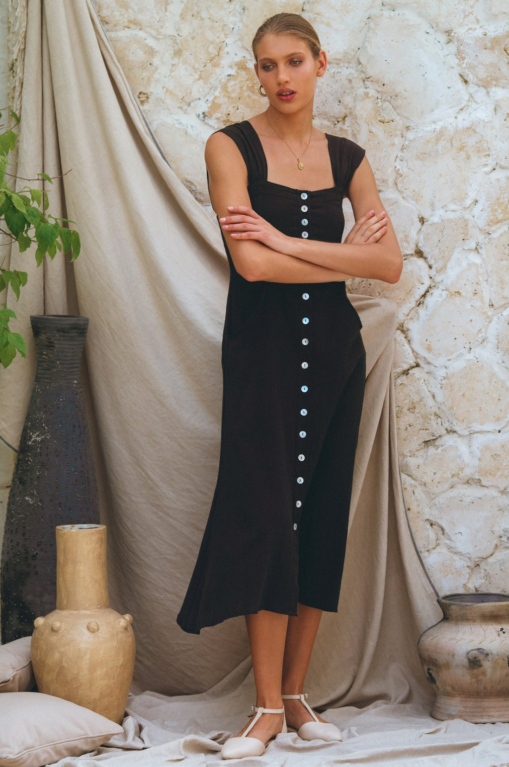 Mira Linen Midi Dress
